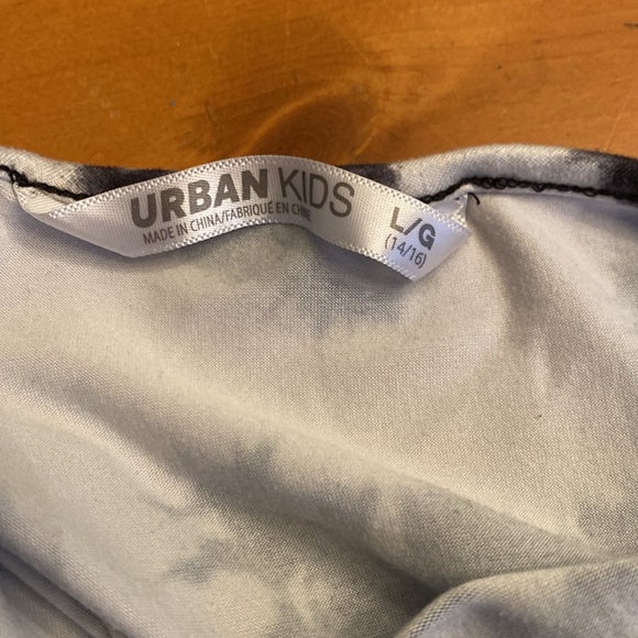 Black and cream coloured one piece - Picture 4 of 7